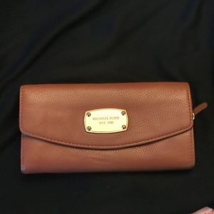 Tan Michael Kors Wallet